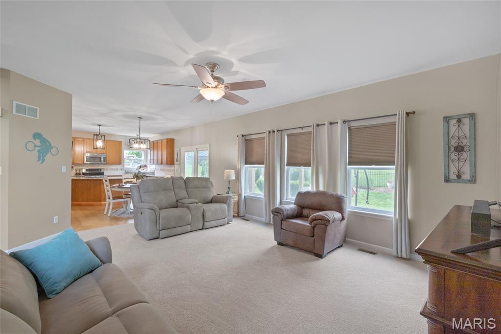 1323 Woodside Drive