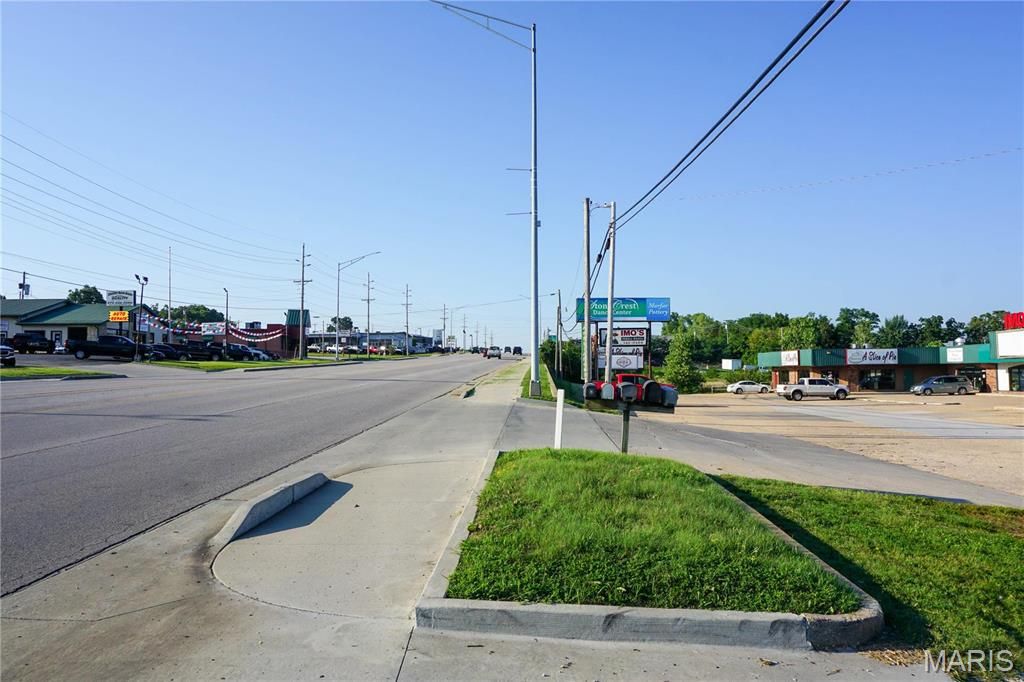 Photo of 626 S Bishop Avenue, Rolla, MO 65401 (MLS # 26028640)