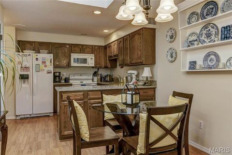 Tiny photo for 1940 Meadowtree Lane #1, Kirkwood, MO 63122 (MLS # 25070486)