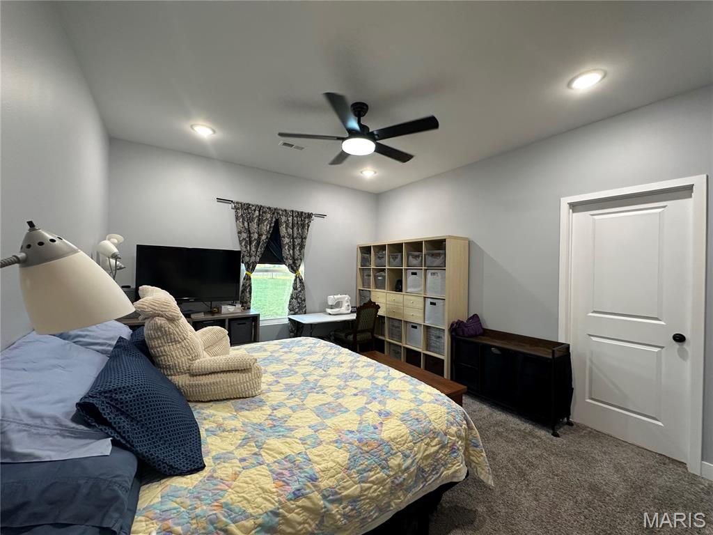 STONEGATE ESTATES - Residential