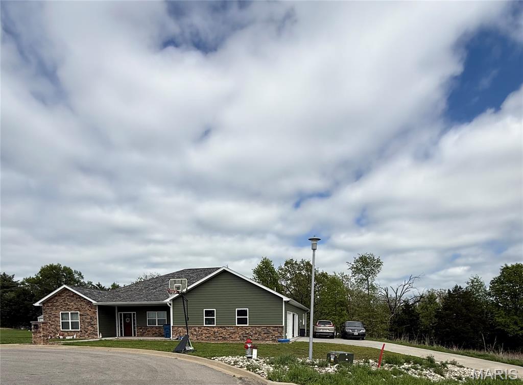STONEGATE ESTATES - Residential