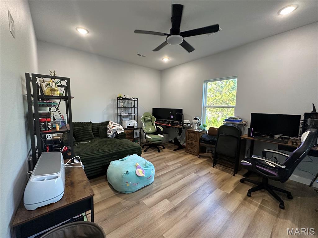 STONEGATE ESTATES - Residential