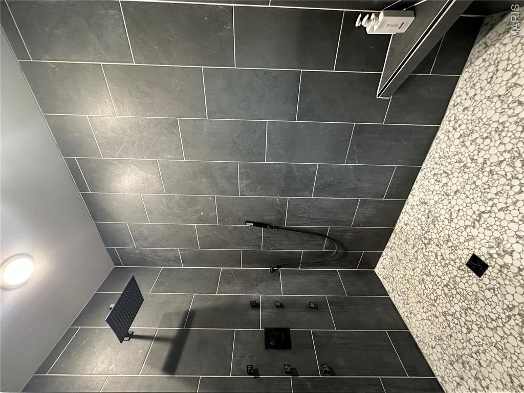 STONEGATE ESTATES - Residential