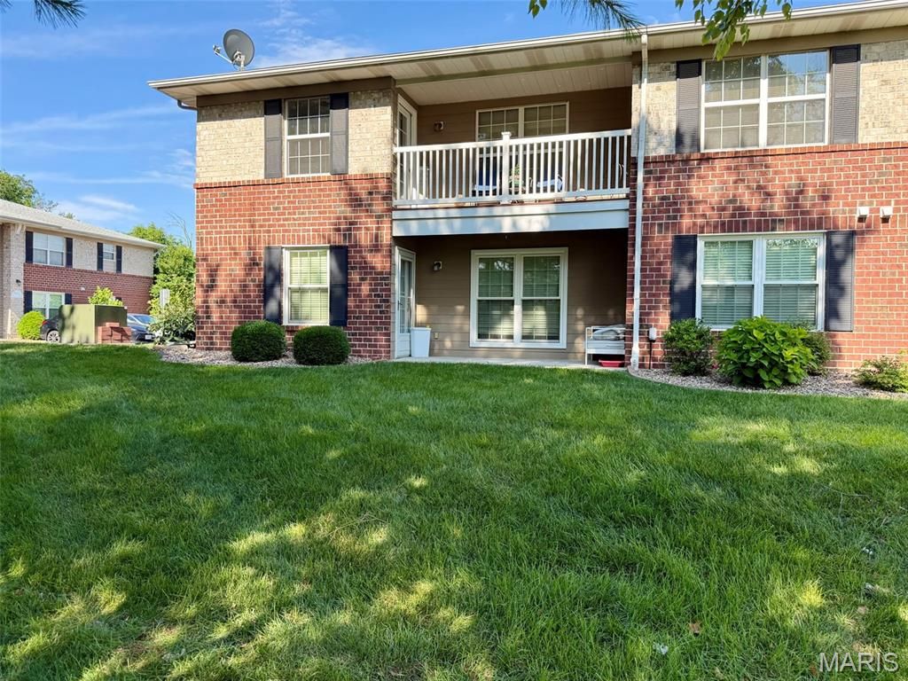 Photo of 406 S Church Street #416, St Peters, MO 63376 (MLS # 26038851)