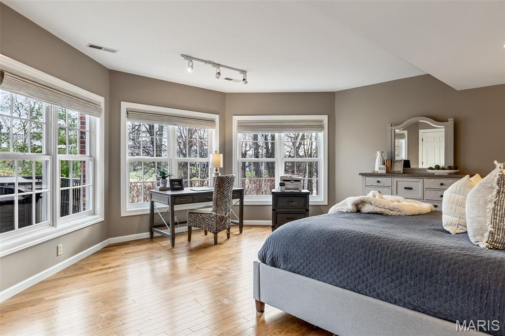 Whitmoor Country Club Estate - Residential