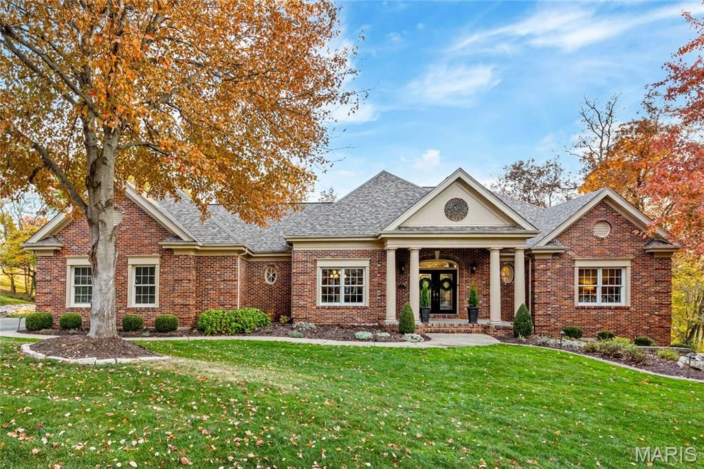 Photo of 7 Whitmoor Court, Weldon Spring, MO 63304 (MLS # 25077932)