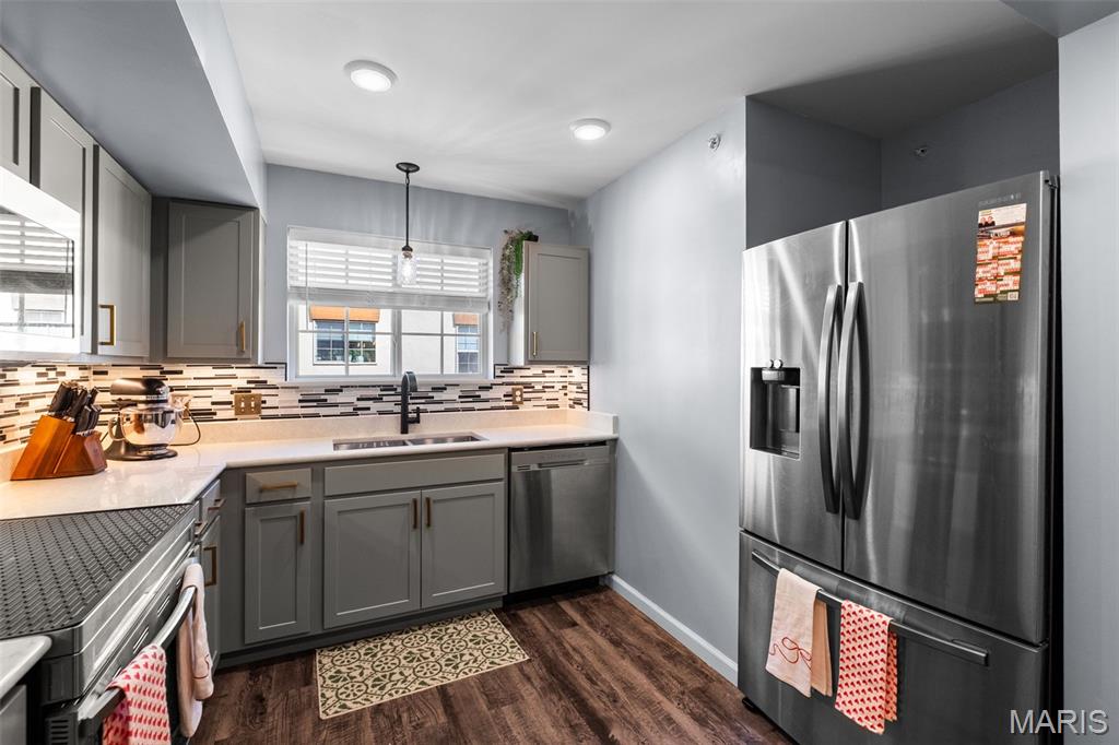 Bordeaux Condo Bldg 2 - Residential