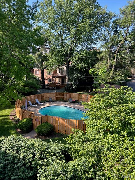 Belleek Condos - Residential