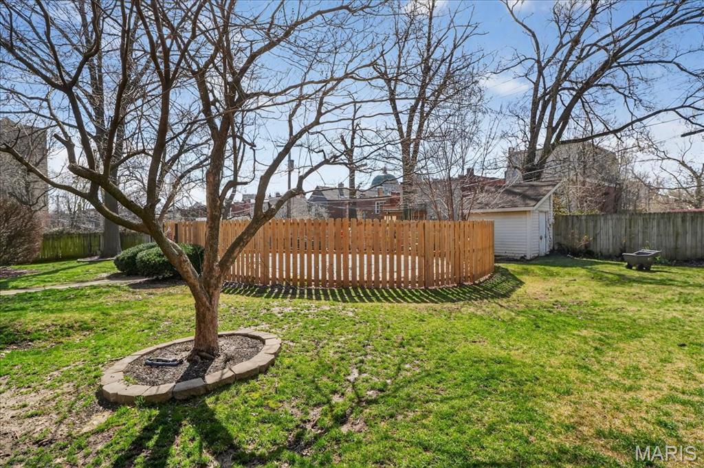 Belleek Condos - Residential