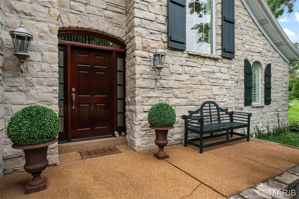 5 Briarbrook Trail