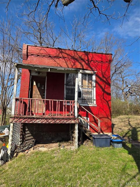 5643 Lotus Avenue St Louis MO 63112