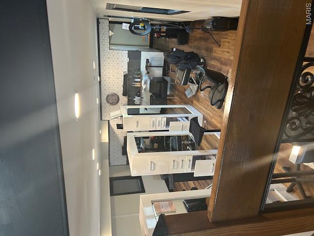 N/A - Commercial Sale