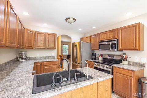 Tiny photo for 5682 Pike 18 Highway, Curryville, MO 63339 (MLS # 26042960)