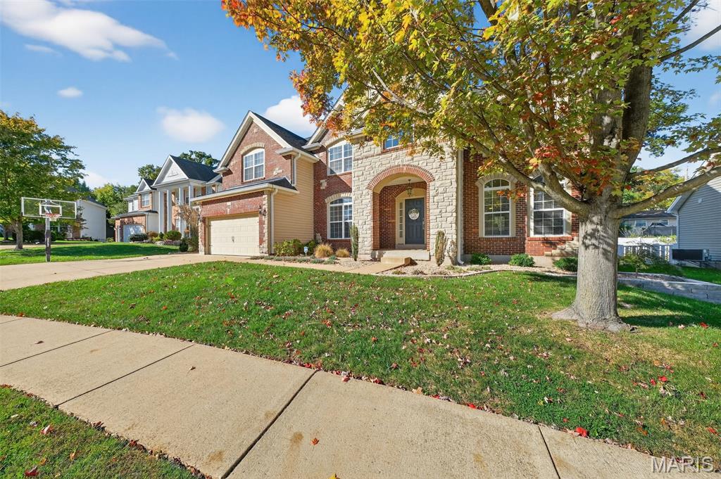 1823 Dover Trace Drive