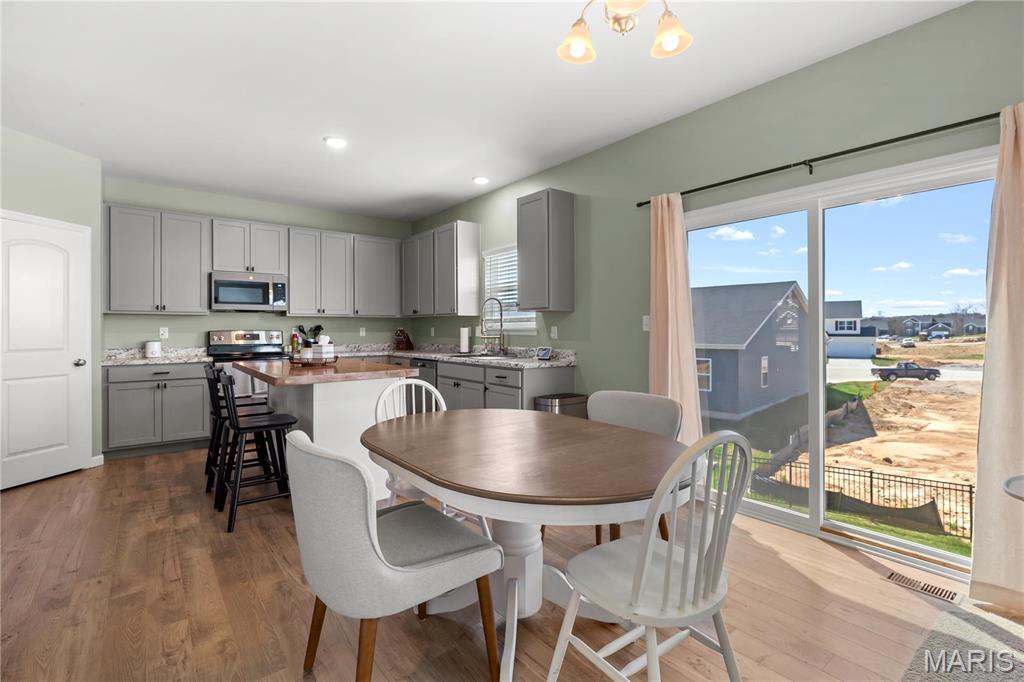 809 Colony Ridge Court