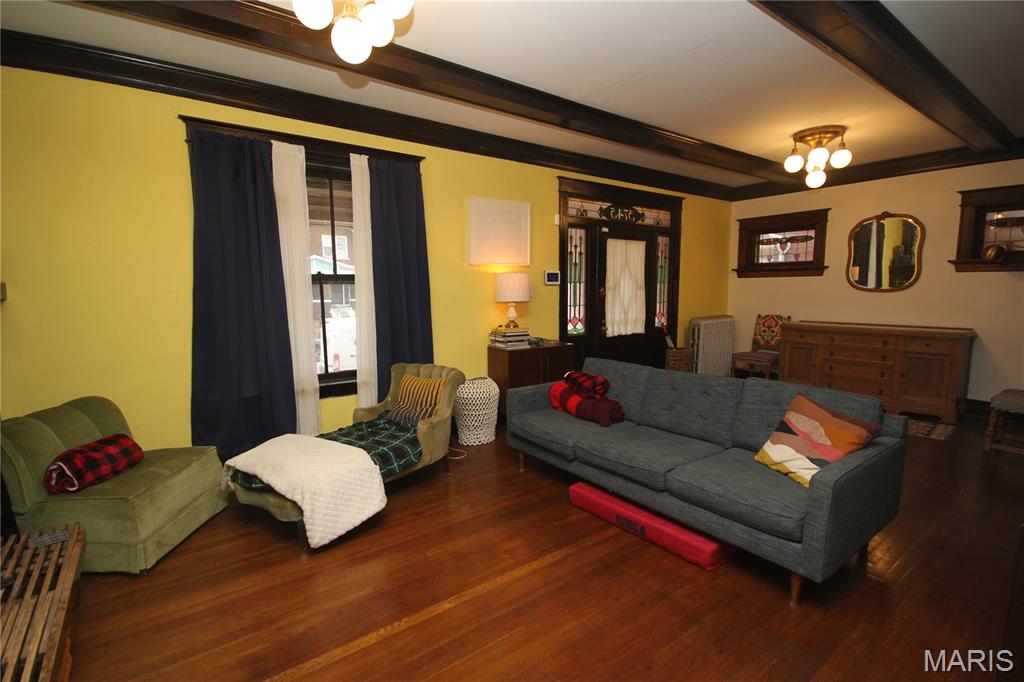 5745 Degiverville Avenue