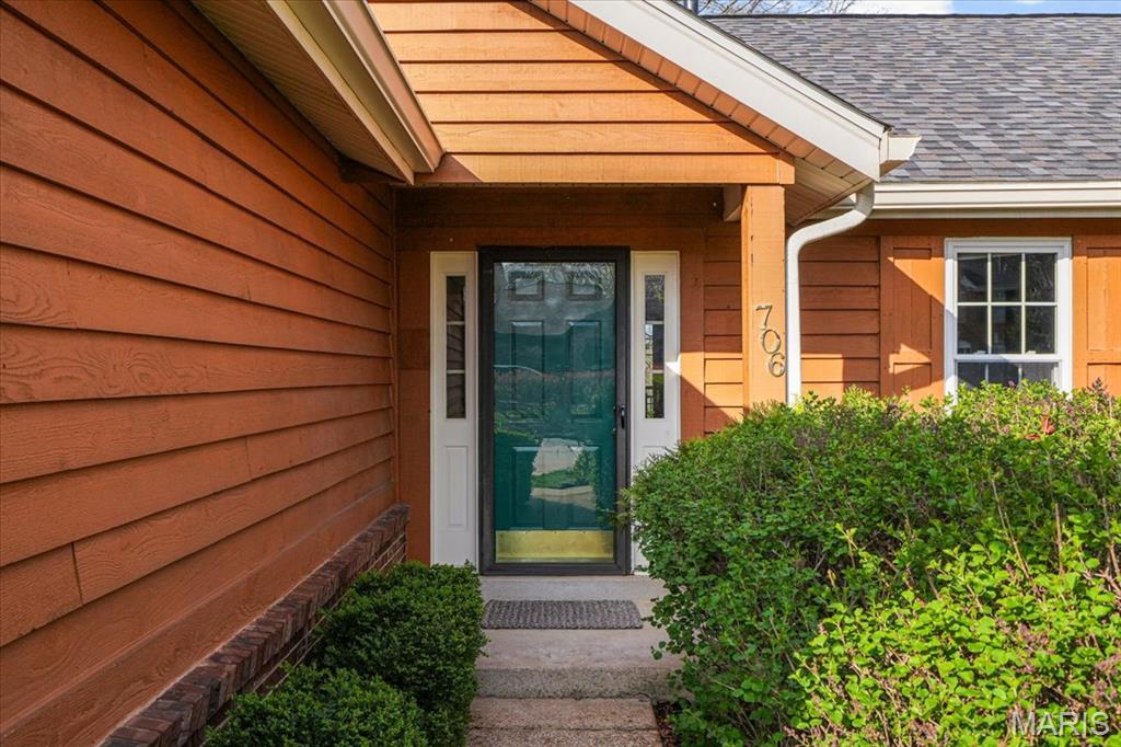 706 Cedar Bluff Court