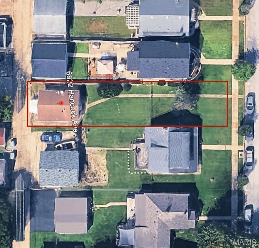 ATTENTION ALL BUILDERS or city lovers who dream of new construction: Don't miss this opportunity!! Here's an extremely rare chance to snag a 34x155 buildable lot in a prime Lindenwood Park location just off Jamieson. Bring your builder, your vision, and your dreams!! This lot is on a quiet street with many larger homes, so it will blend in seamlessly. This parcel is being sold for the lot only. There is an existing tiny home on the lot with utilities in place. Yes it could be renovated, but she's not pretty...or big. It's a slab home so should be an easy tear down.  Property sold as-is. Seller will provide no inspections or repairs. New construction in the area is selling for $550,000+. This is excellent opportunity for a developer or someone looking to build their dream home on a great street near Lindenwood Park. LOCATION, LOCATION, LOCATION!