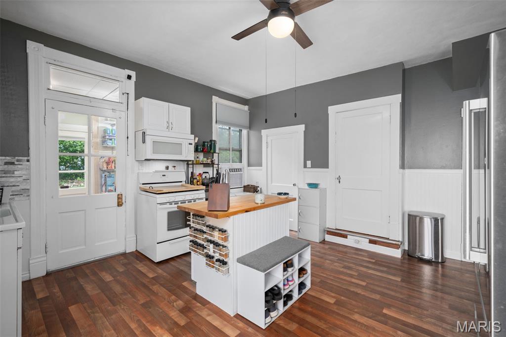 McDermotts Sub Of Hoffmeister Heights - Residential