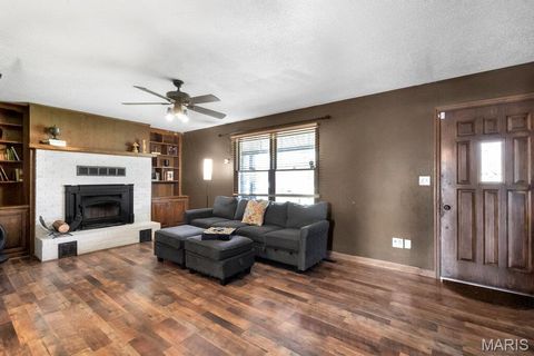 Tiny photo for 2246 E Highway 47, Winfield, MO 63389 (MLS # 26006027)