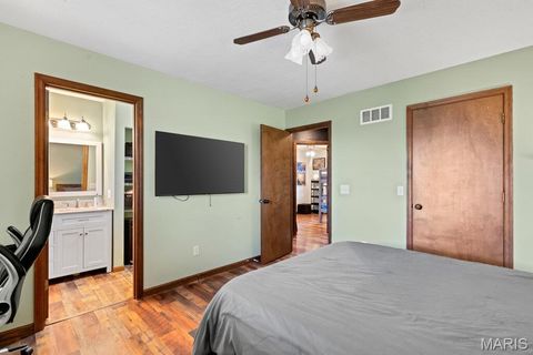 Tiny photo for 2246 E Highway 47, Winfield, MO 63389 (MLS # 26006027)