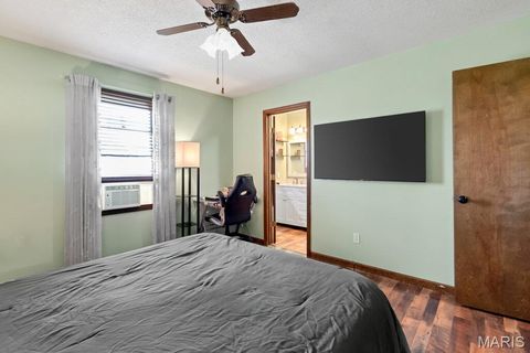 Tiny photo for 2246 E Highway 47, Winfield, MO 63389 (MLS # 26006027)