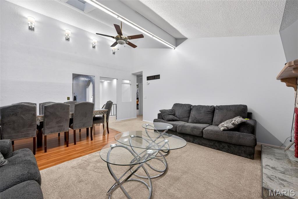 Country Lane Woods Ii 6 - Residential