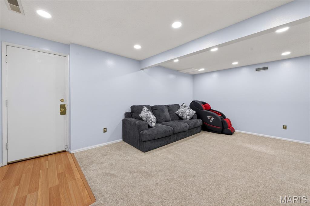 Country Lane Woods Ii 6 - Residential