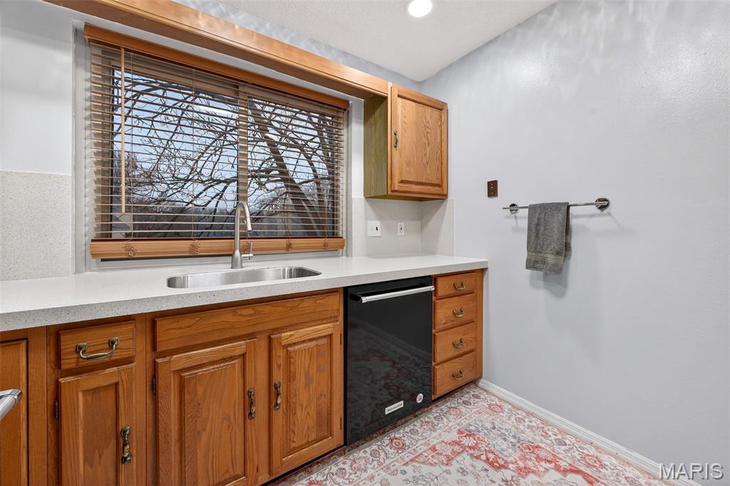 Country Lane Woods Ii 6 - Residential