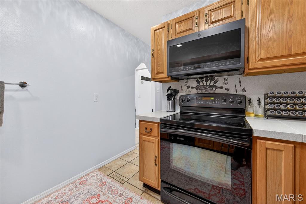 Country Lane Woods Ii 6 - Residential