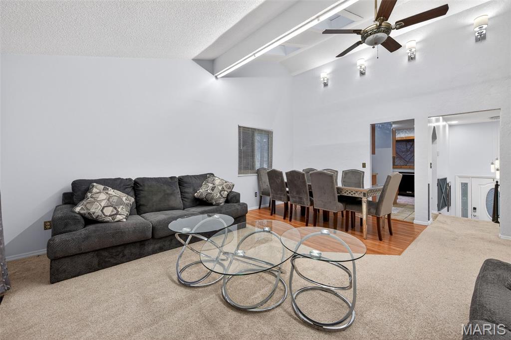 Country Lane Woods Ii 6 - Residential