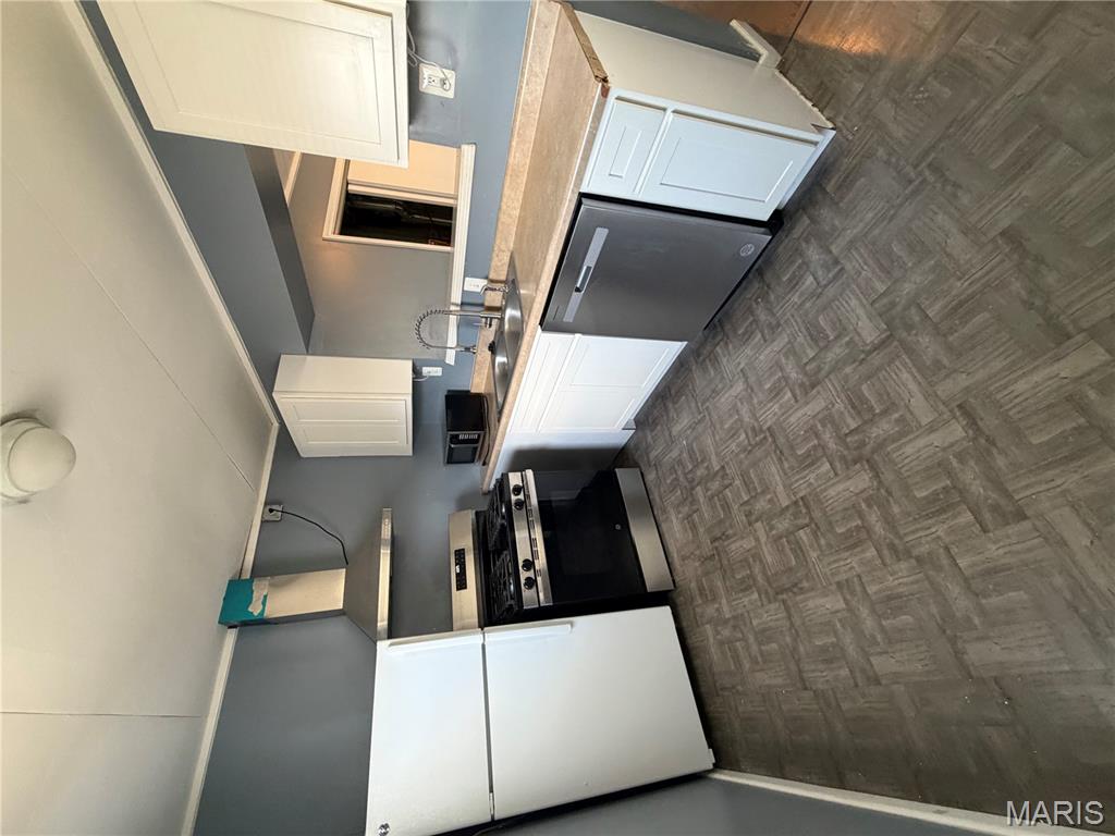 De Porres - Residential Lease