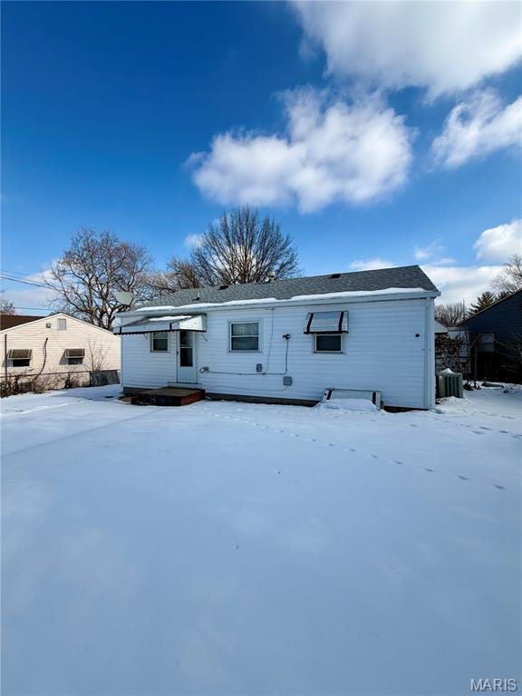 De Porres - Residential Lease