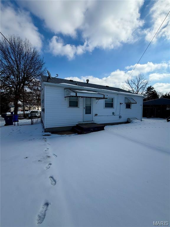 De Porres - Residential Lease