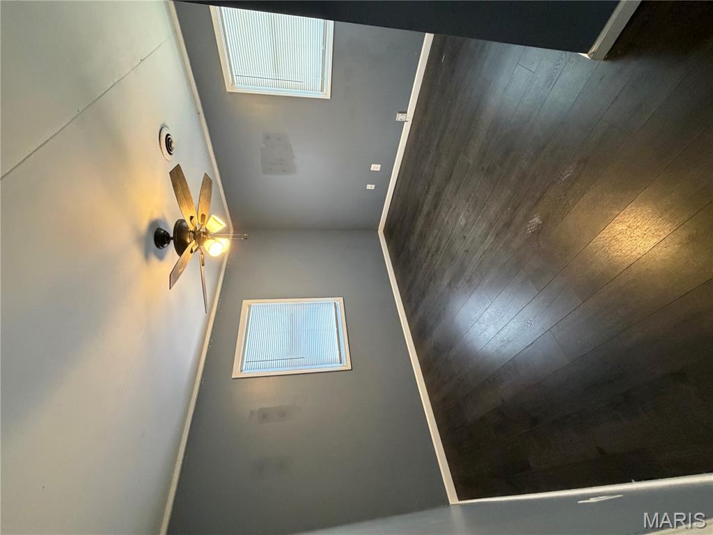 De Porres - Residential Lease