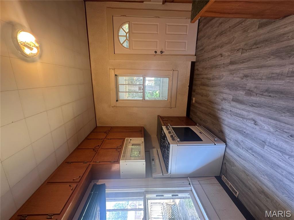 West End Place Add - Residential