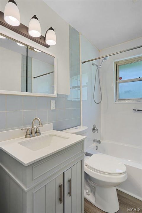 Tiny photo for 5673 Parchester Drive, St Louis, MO 63121 (MLS # 26068558)