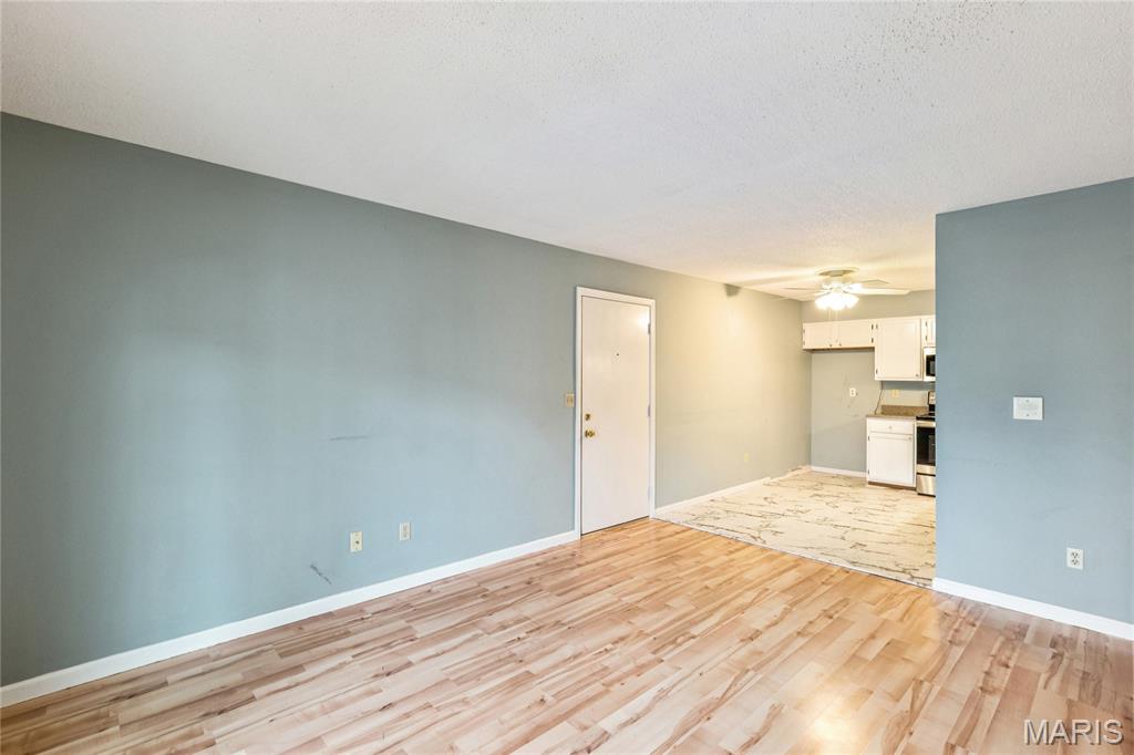 Country Stone Manor Condo 1 - Residential