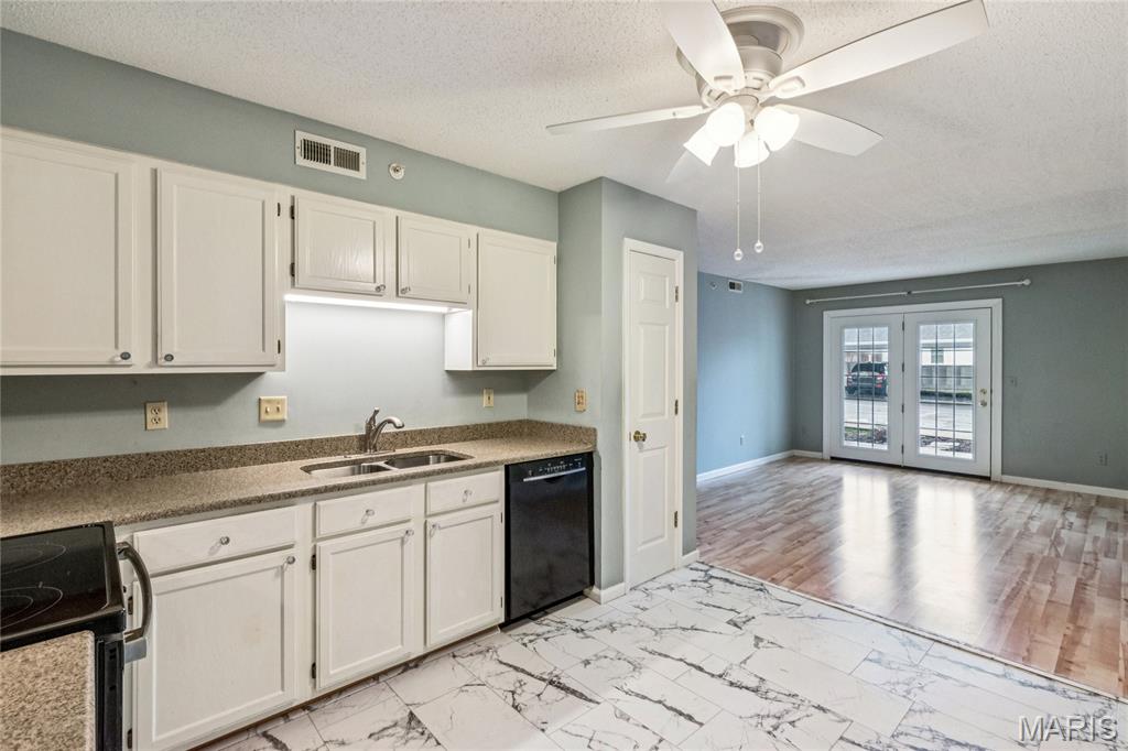 Country Stone Manor Condo 1 - Residential