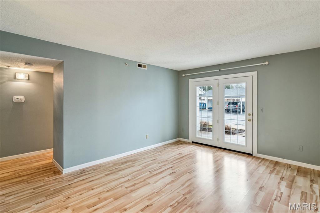 Country Stone Manor Condo 1 - Residential