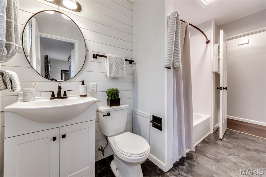 Riverside 2 - Residential