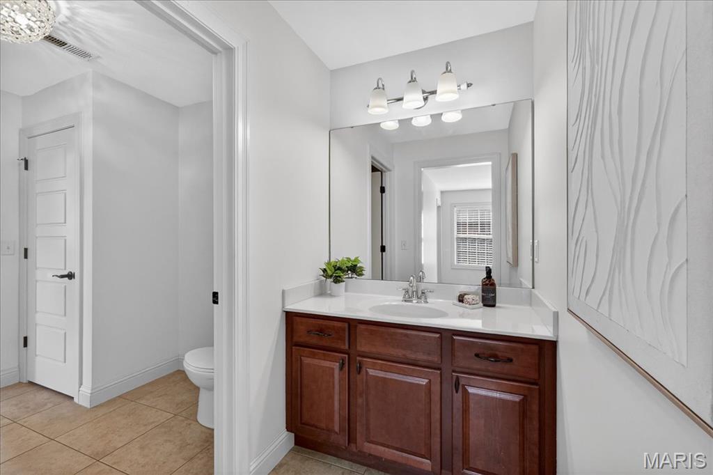 Section 1-44-5 Bdy Adj Aka 350 South - Residential