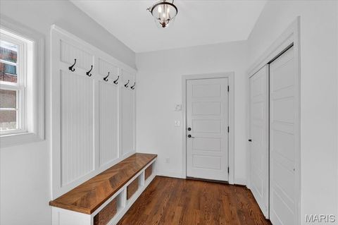 Tiny photo for 350 S Van Buren Avenue, Kirkwood, MO 63122 (MLS # 26006510)