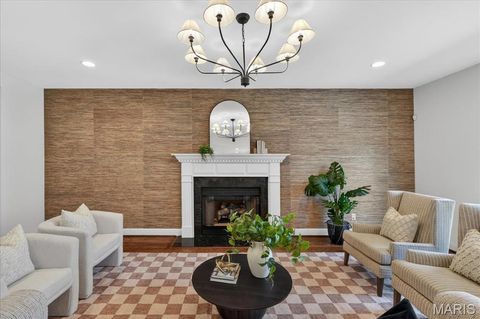 Tiny photo for 350 S Van Buren Avenue, Kirkwood, MO 63122 (MLS # 26006510)