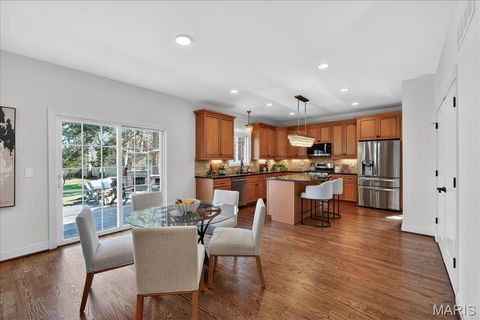 Tiny photo for 350 S Van Buren Avenue, Kirkwood, MO 63122 (MLS # 26006510)