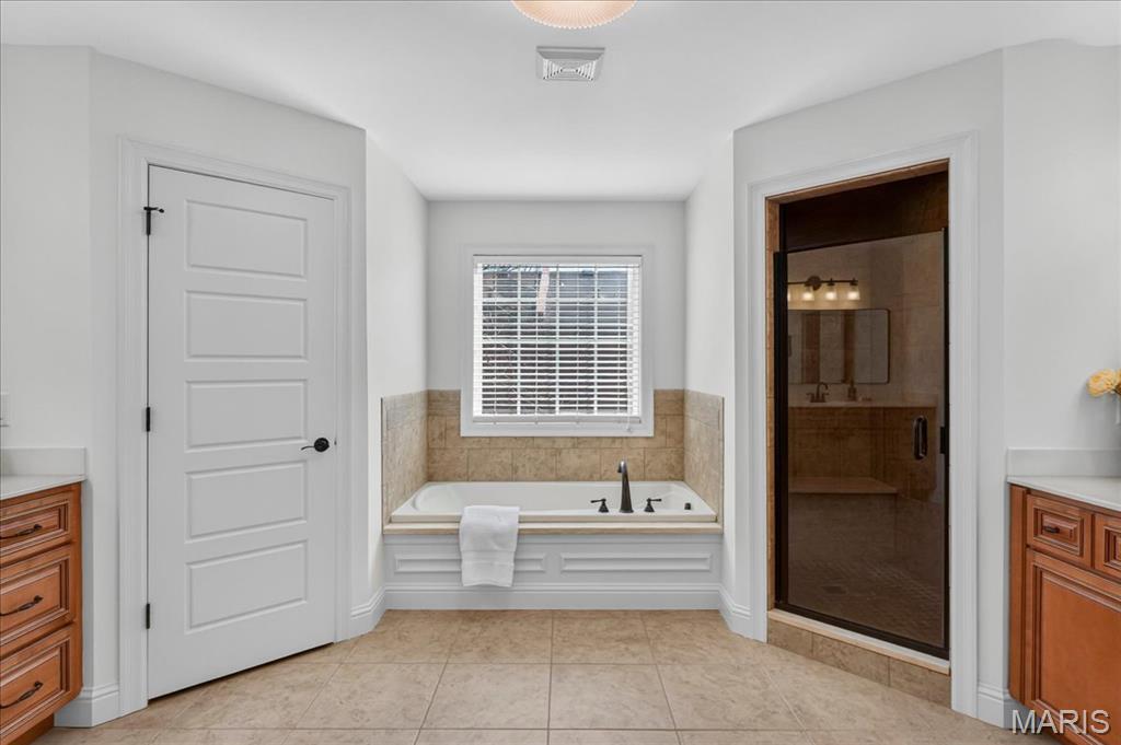 Section 1-44-5 Bdy Adj Aka 350 South - Residential