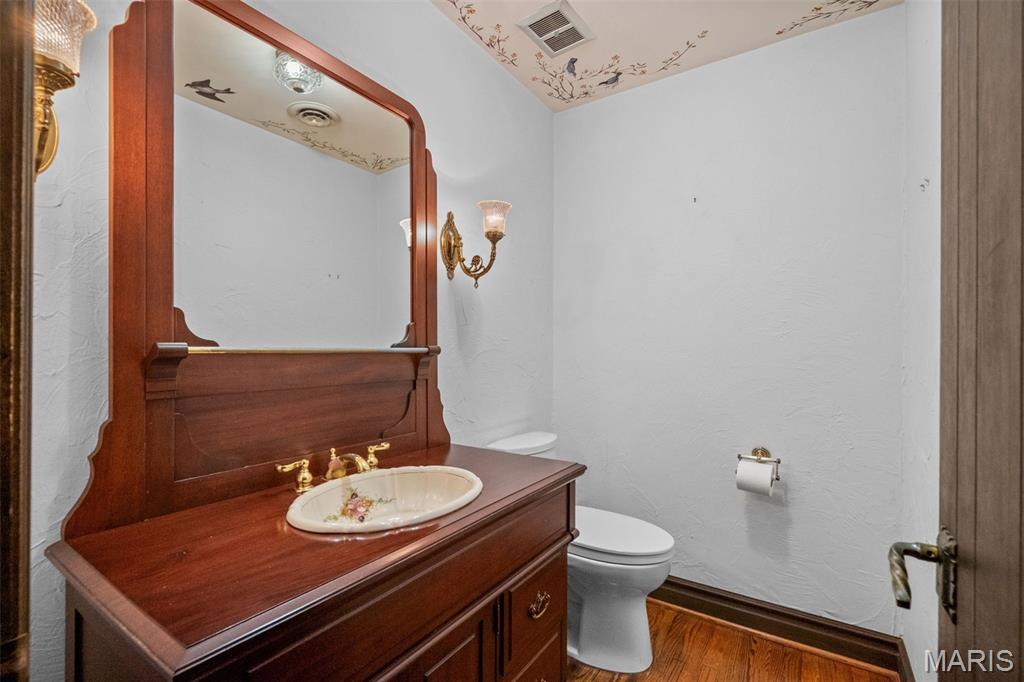 Bellerive Country Club Grounds - Residential