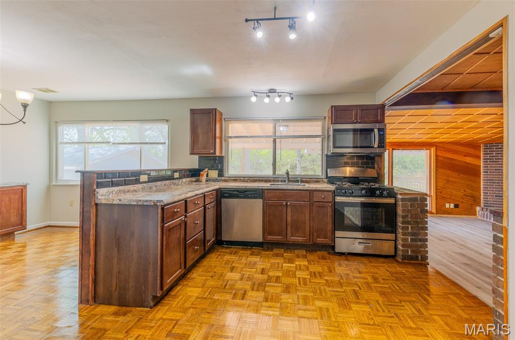 Paddock Hills 9 - Residential