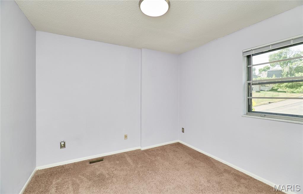 Braeshire Condo - Residential