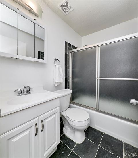 Tiny photo for 221 Braeshire Drive #A, Ballwin, MO 63021 (MLS # 26012622)